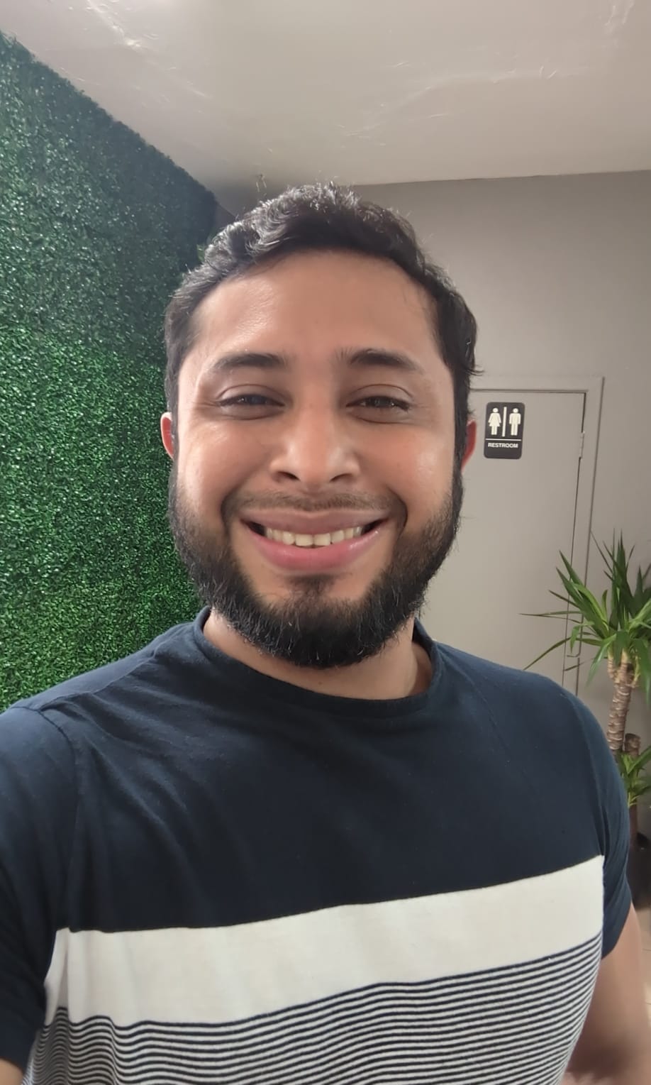 Roger Daniel Arias, barbero de The Barber Master