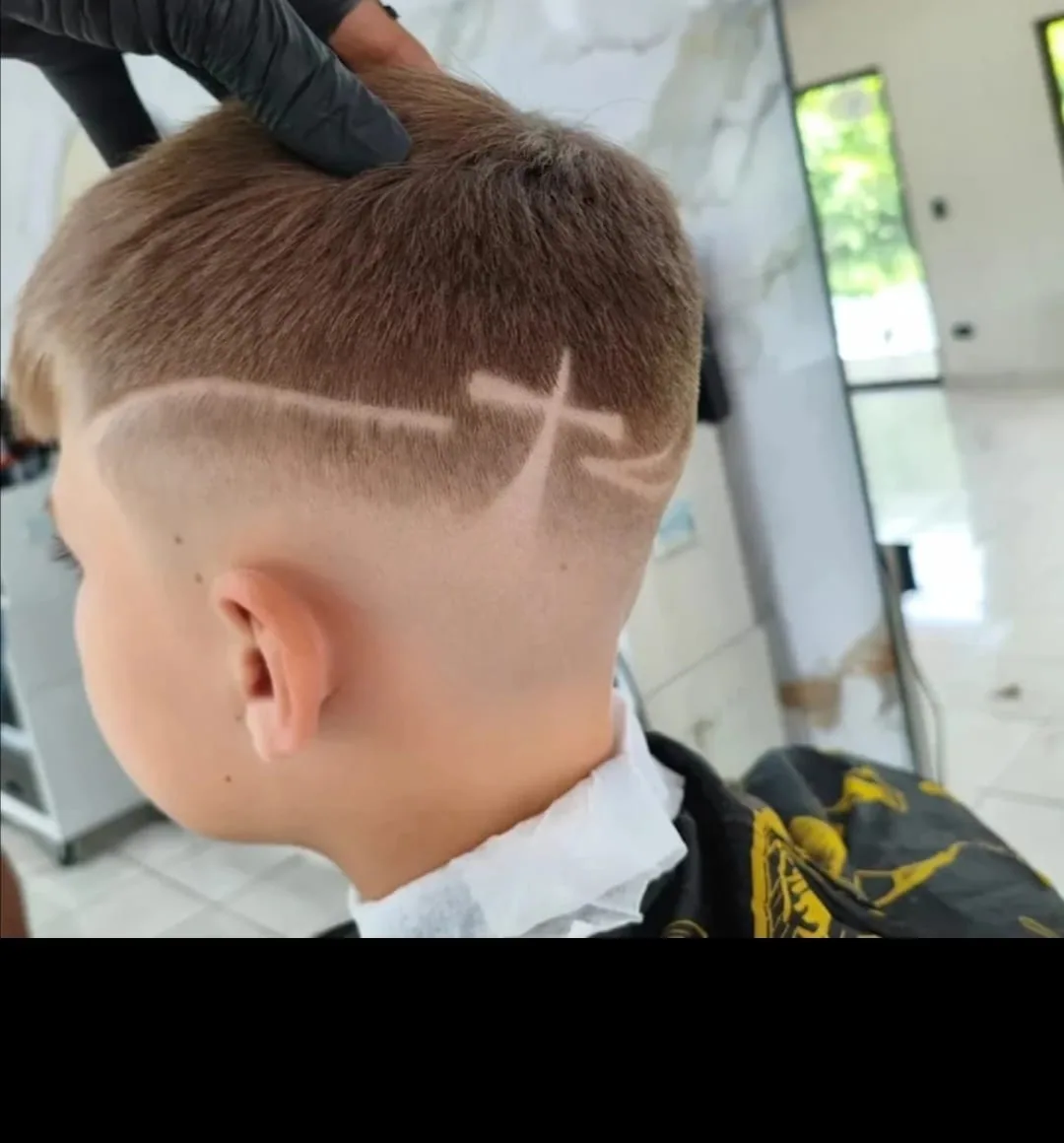 Trabajo de barbería realizado en The Barber Master, Huacas 7