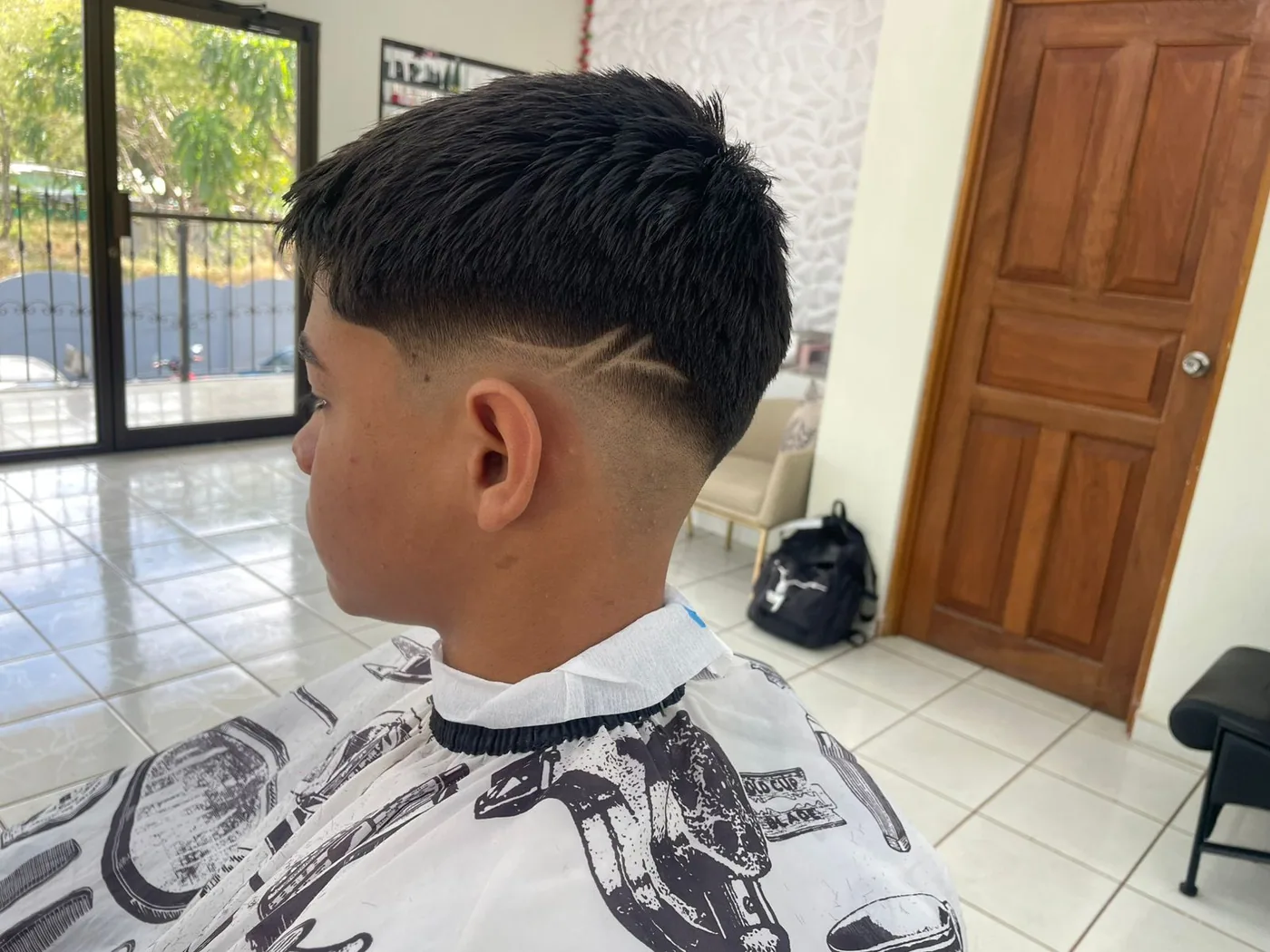 Trabajo de barbería realizado en The Barber Master, Huacas 19